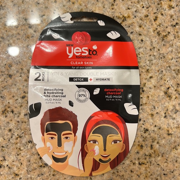 Lot of 7 Face Masks - Picture 3 of 7